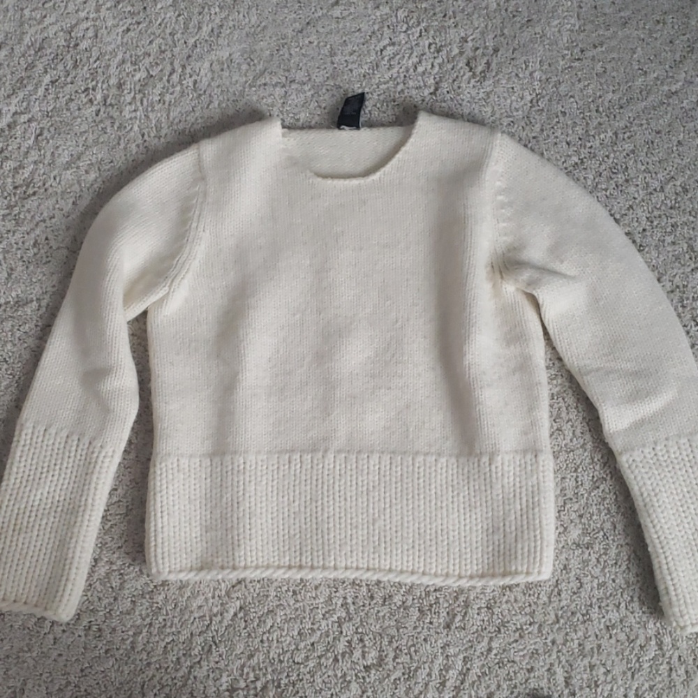 Gap crew neck sweater